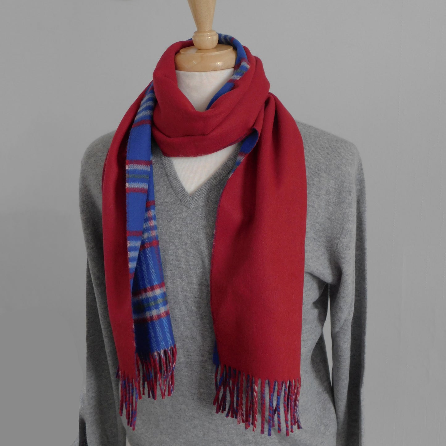 Reversible Pure Cashmere Classic Woven Scarf - Red/Blue - Woven for us in the Scottish Highlands