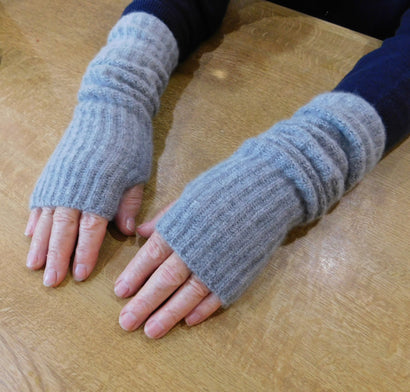Ladies Heavier-Weight Ribbed Cashmere Wristwarmers — Thumb Slit | Handcrafted in Hawick
